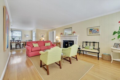 07-3241 Somerset St SW_07