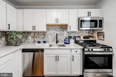 4000 Linkwood Rd unit 4012C, Baltimore, MD 21210 - photo 4