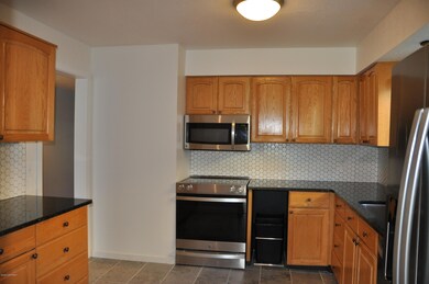 3931 Hampton Dr unit 5A, Anchorage, AK 99504 - photo 5