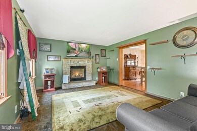 708 Lock Ave, Gibbstown, NJ 08027 - photo 6