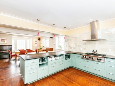 131 Saint Rose St, Jamaica Plain, MA 02130 - photo 3