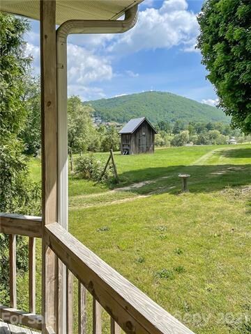 471 Dix Creek No 1 Rd, Leicester, NC 28748 - photo 3