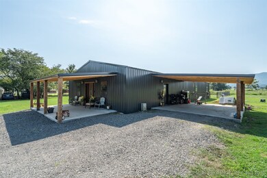 24248 Calhoun Rd, Shady Point, OK 74956 - photo 5