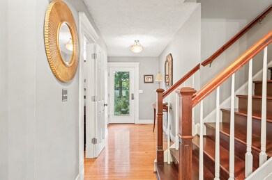 1053 Goldfinch Rd, Columbus, IN 47203 - photo 5