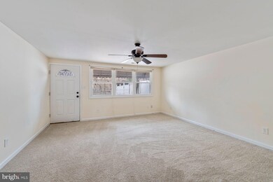 3167 Kessler Rd, Halethorpe, MD 21227 - photo 5