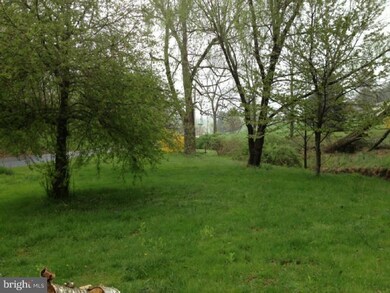 4555 E Campbell Rd, Pennsburg, PA 18073 - photo 5