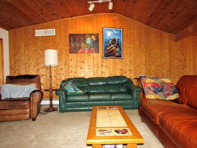 6-Living Room (another view)