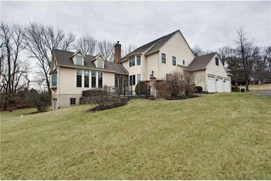 5425 Ridgeview Dr, Doylestown, PA 18902 - photo 2