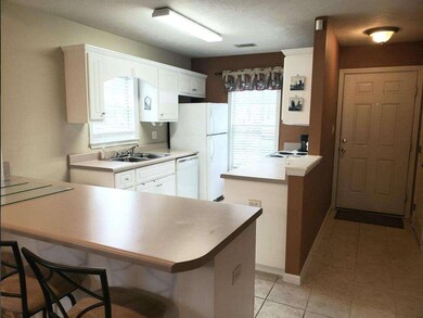 Kitchen - 5012 Wheeler Lake