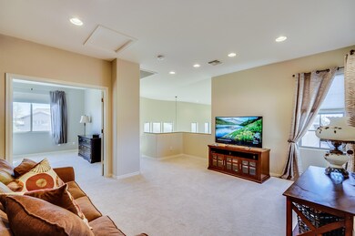 Clearview-Spacious loft