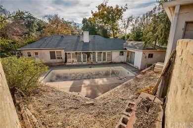 1900 W Parkside Ave, Burbank, CA 91506 - photo 3