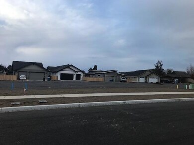 Lot 246 NW 13th St, Redmond, OR 97756 - photo 3