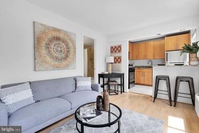 2001 Allen Place NW unit 203, Washington, DC 20009 - photo 5