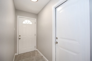 5014 Mary Lou Dr, Houston, TX 77092 - photo 6