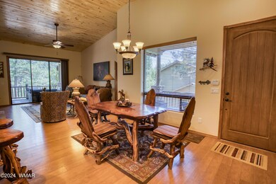 006_Dining Area
