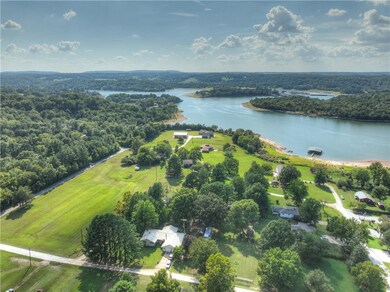 12280 Ranch Rd, Lowell, AR 72745 - photo 2