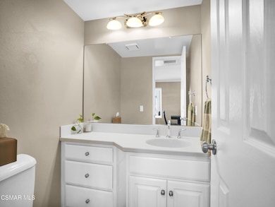 1938 Stow Street UPSTAIRS (11)
