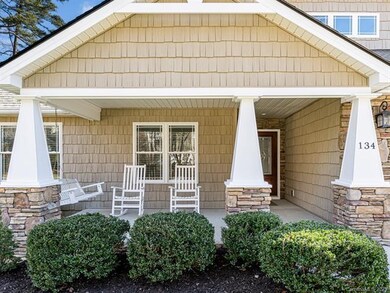 134 Chestnut Ln, Hendersonville, NC 28792 - photo 4