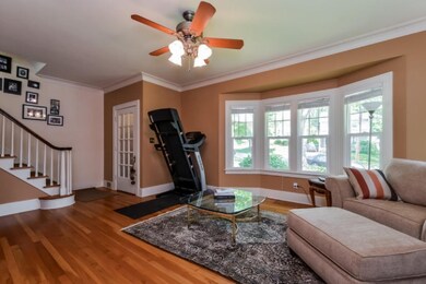007-Living_Room-1768394-small