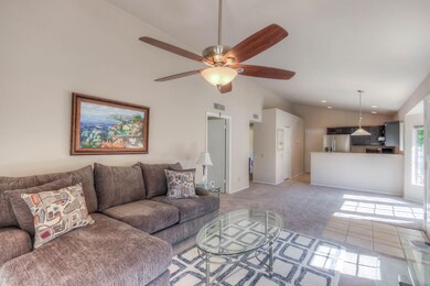 Living Room (3)