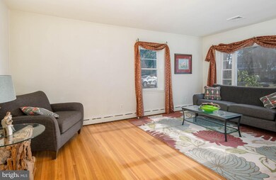 605 N Brobst St, Reading, PA 19607 - photo 3
