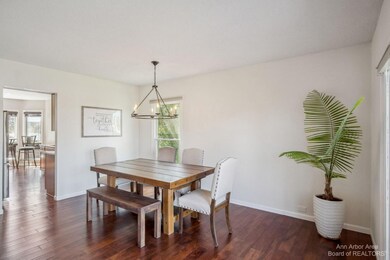 3332 Breckland Ct, Ann Arbor, MI 48108 - photo 7