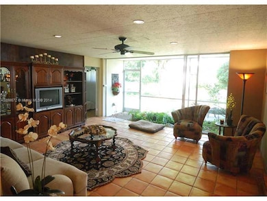 Den/Family/Great Room