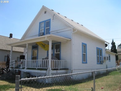 1018 E 9th St, the Dalles, OR 97058 - photo 3