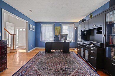 10 Rolling Meadow Dr, Millis, MA 02054 - photo 5