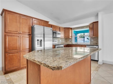 3859 SE 7th Place, Cape Coral, FL 33904 - photo 5