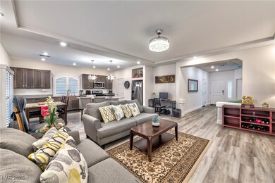 7813 Westwind Rd, Las Vegas, NV 89139 - photo 5