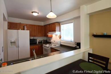 10206 Jamestown Dr unit 1A, Anchorage, AK 99507 - photo 7