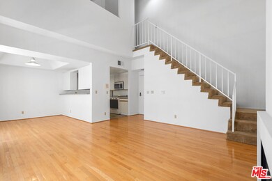 607 N Rossmore Ave, Los Angeles, CA 90004 - photo 4