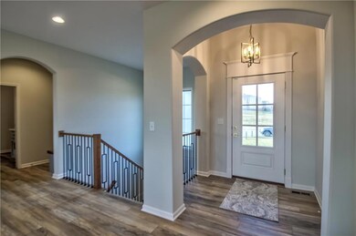 18725 Theden St, Spring Hill, KS 66083 - photo 3