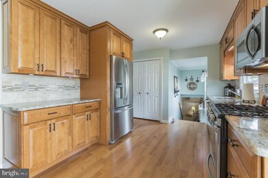 240 Oakfield Dr, Newark, DE 19713 - photo 5