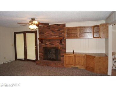 4869 Nc 704 Hwy E, Sandy Ridge, NC 27046 - photo 6