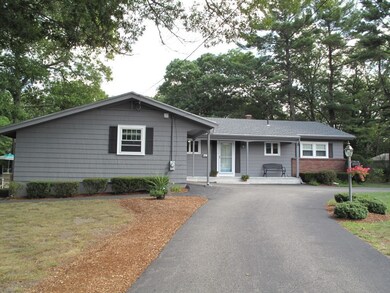 28 Grove Ave, Randolph, MA 02368 - photo 4