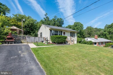 4792 Beechwood Rd, Ellicott City, MD 21043 - photo 2