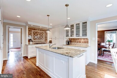 11700 Le Havre Dr, Potomac, MD 20854 - photo 7