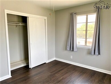 3701 Southmoor Ln unit . 5W, Wichita Falls, TX 76302 - photo 5