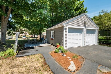147 Concord St, Nashua, NH 03064 - photo 4