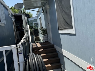 1680 S Tartar Ln unit 42, Compton, CA 90221 - photo 2