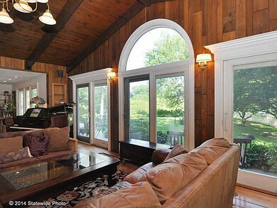 Den/Family/Great Room.