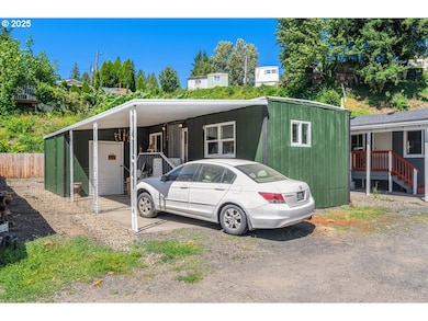 214 Holcomb Ave unit B8, Kelso, WA 98626 - photo 3