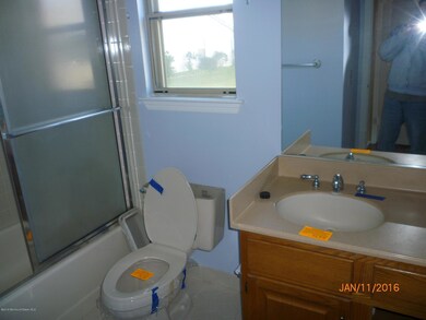 324 Gardenia Dr, Whiting, NJ 08759 - photo 5