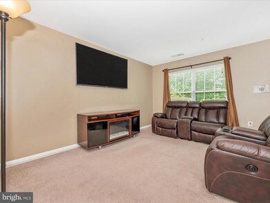 133 Heathfield Dr, Frederick, MD 21702 - photo 5