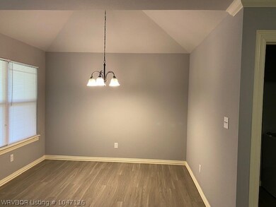 1111 Springhill Rd unit B, Barling, AR 72923 - photo 5