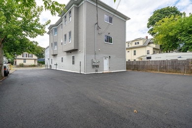 27 Camp St, Worcester, MA 01603 - photo 2