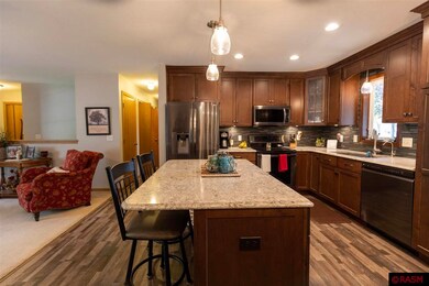 1120 S Franklin St, New Ulm, MN 56073 - photo 7