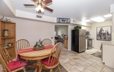 10009 W, Lancaster Drive